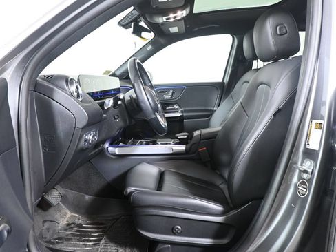 Certified 2023 Mercedes-Benz GLB 250 4MATIC image 3