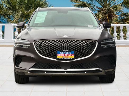 Used 2023 Genesis GV70 2.5T w/ Advanced Package image 10