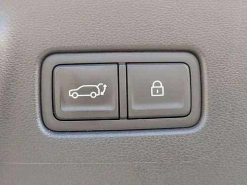 Used 2024 Hyundai Santa Fe Calligraphy FWD image 12