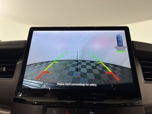 Used 2024 Ford Expedition XLT image 26