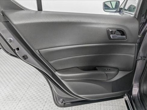 Used 2018 Acura ILX FWD image 17