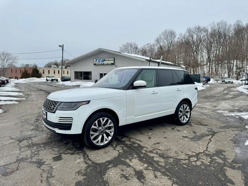 Used 2020 Land Rover Range Rover HSE image 2