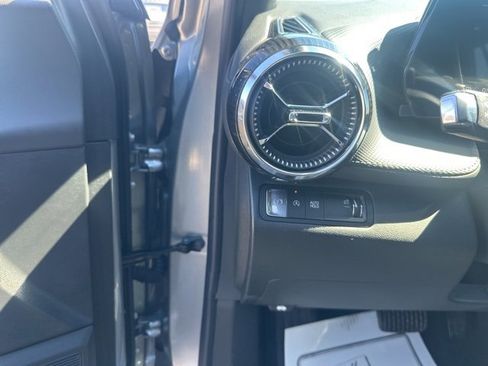 New 2026 Chevrolet Equinox LT w/ Convenience Package II image 18