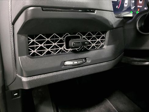 Used 2025 Honda Accord LX image 32