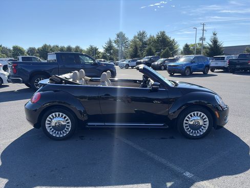 Used 2013 Volkswagen Beetle 2.5 FWD image 6