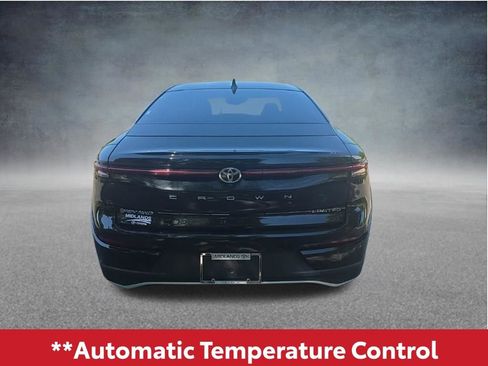 Used 2024 Toyota Crown AWD/4WD image 5
