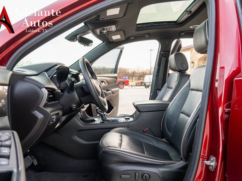 Used 2022 Chevrolet Traverse Premier image 6