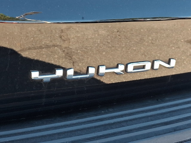 Used 2025 GMC Yukon XL Denali AWD/4WD image 32