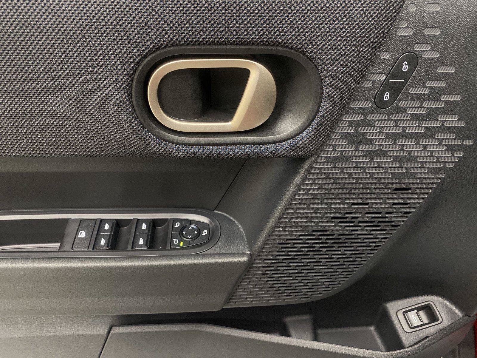 New 2026 MINI Cooper 4-Door Hardtop FWD image 19