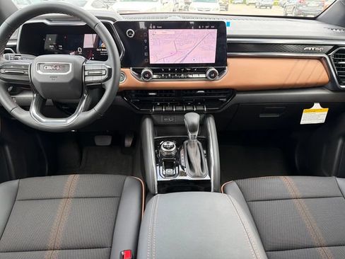 New 2026 GMC Canyon AT4 AWD/4WD image 9