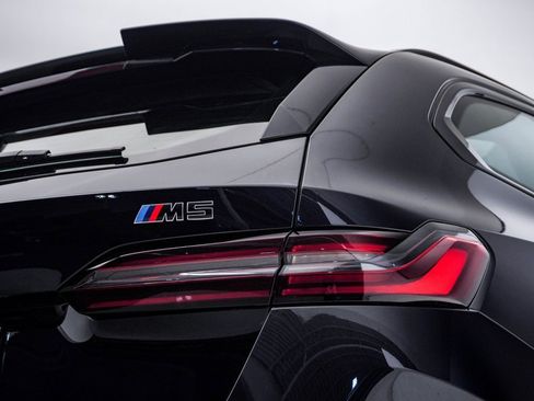 Used 2025 BMW M5 Touring w/ M Driver's Package image 13