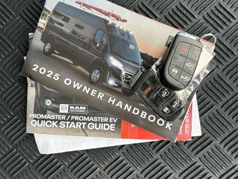 Used 2025 RAM ProMaster 2500 w/ U-Haul Equipment Group FWD image 36