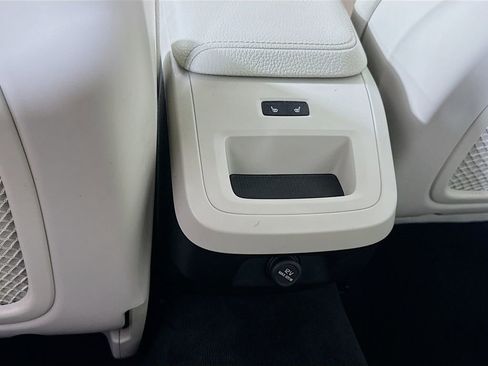 Used 2020 Volvo S60 T6 Momentum image 30