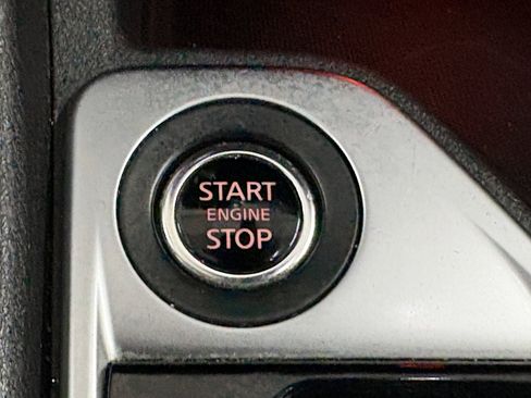 Used 2024 Nissan Sentra SV FWD image 17