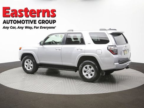 Used 2024 Toyota 4Runner SR5 AWD/4WD image 57