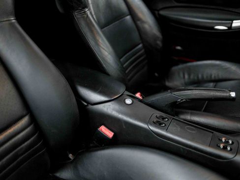 Used 2004 Porsche 911 Carrera 4S AWD/4WD image 56