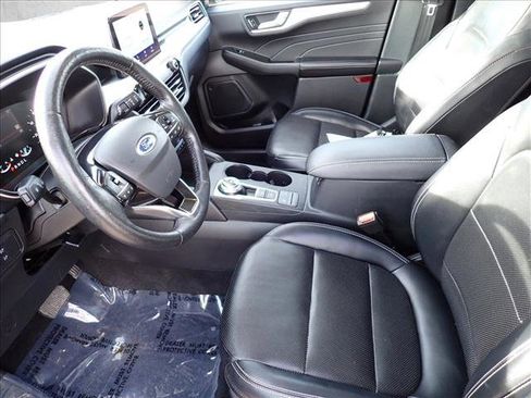 Used 2021 Ford Escape SEL image 12