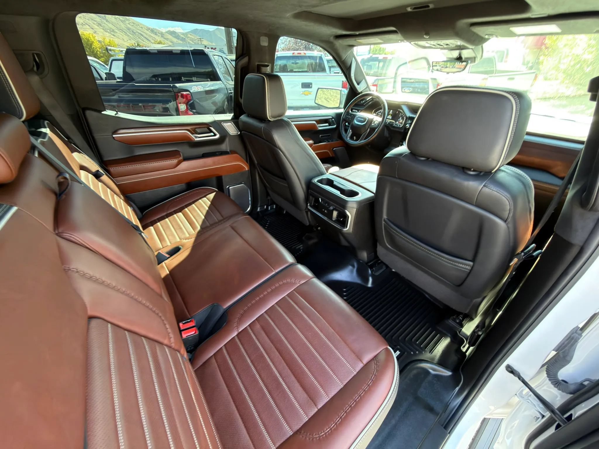 Used 2024 GMC Sierra 1500 Denali Ultimate AWD/4WD image 12