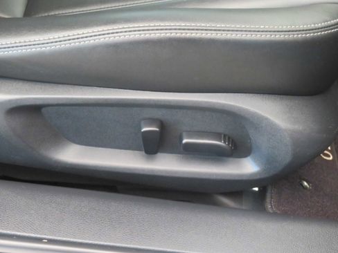 Used 2018 INFINITI Q60 3.0t Luxe image 20