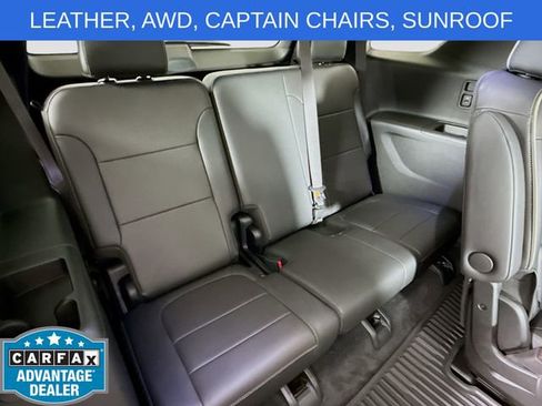Used 2023 Chevrolet Traverse Premier AWD/4WD image 28