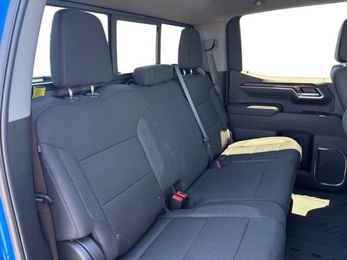 Certified 2025 Chevrolet Silverado 1500 LT Trail Boss w/ Convenience Package II AWD/4WD image 18