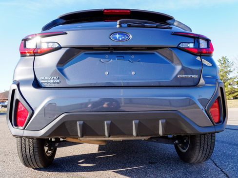 Used 2024 Subaru Crosstrek 2.0i Premium AWD/4WD image 33