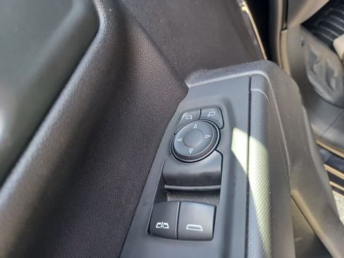 Used 2023 Chevrolet Silverado 1500 W/T w/ WT Value Package AWD/4WD image 16