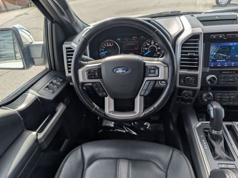 Used 2019 Ford F150 Platinum w/ Equipment Group 701A Luxury image 19