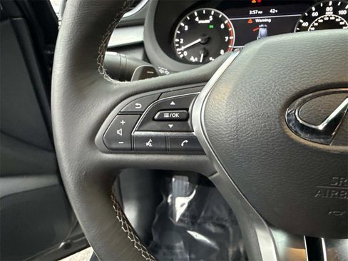 Used 2020 INFINITI QX50 Luxe w/ Navigation Package image 9