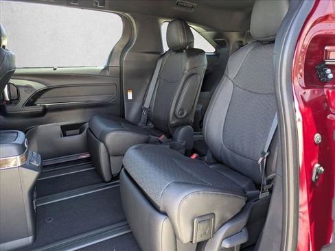 New 2026 Toyota Sienna Platinum AWD/4WD image 15