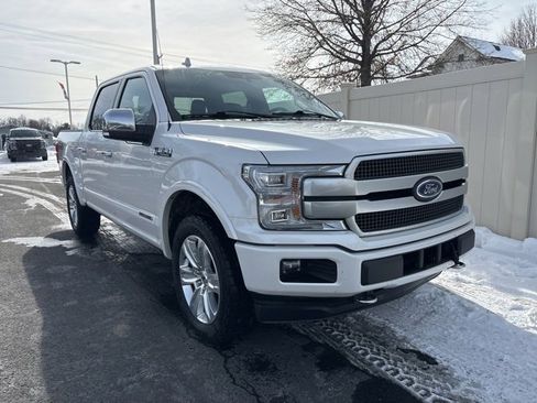Used 2018 Ford F150 Platinum w/ Equipment Group 701A Luxury image 2