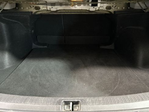 Used 2021 Toyota Corolla LE image 35