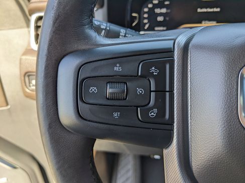 Used 2022 GMC Yukon XL Denali image 36