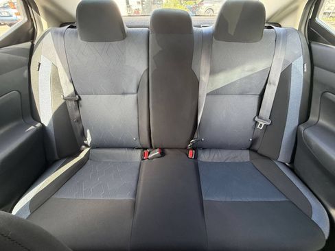 Used 2025 Nissan Versa SV FWD image 36