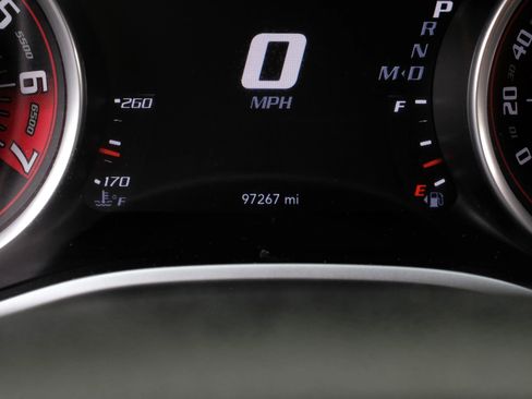 Used 2015 Dodge Challenger SRT w/ Technology Group RWD image 27