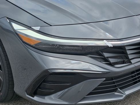 New 2026 Hyundai Elantra SEL Sport Premium FWD image 8
