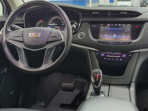 Used 2018 Cadillac XT5 Luxury AWD/4WD image 32