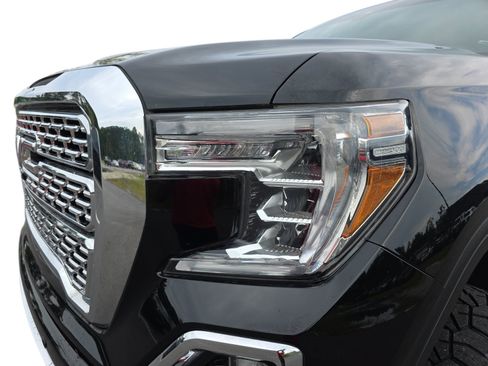 Used 2020 GMC Sierra 1500 Denali w/ Denali Ultimate Package AWD/4WD image 29