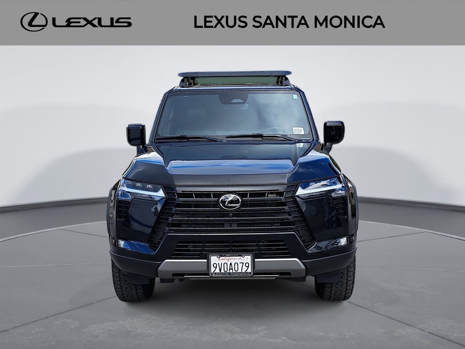 Used 2025 Lexus GX 550 w/ Accessory Package (32) AWD/4WD image 2