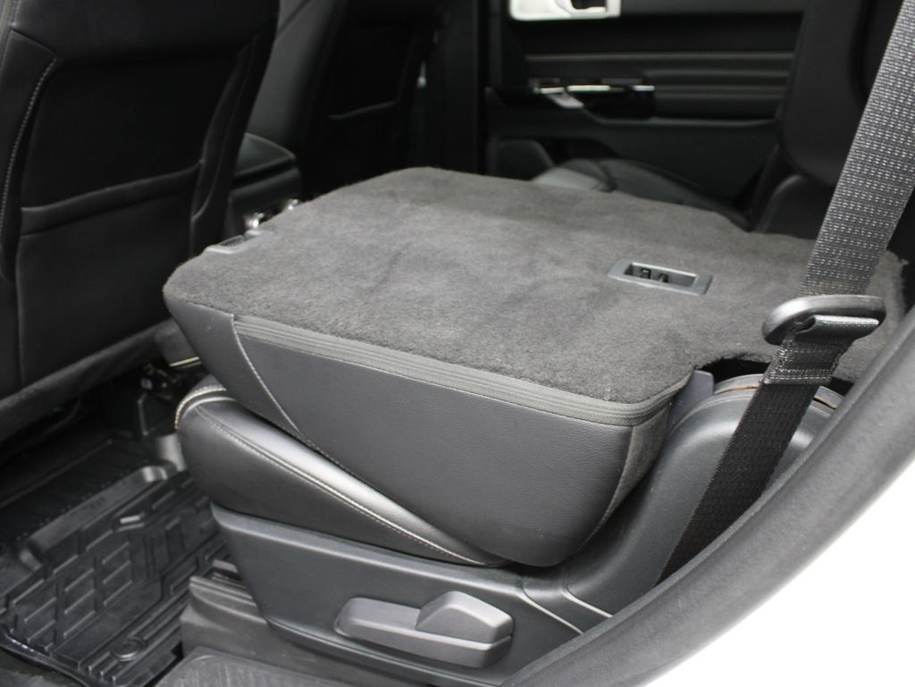 Used 2024 Ford Explorer ST w/ Technology Package AWD/4WD image 65