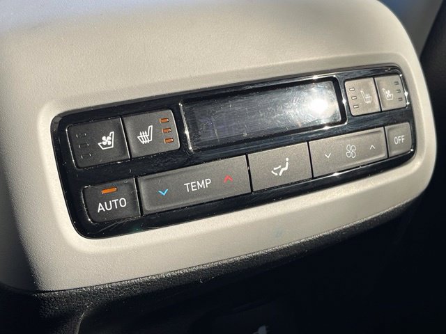 Used 2024 Hyundai Palisade SEL w/ Premium Package FWD image 29
