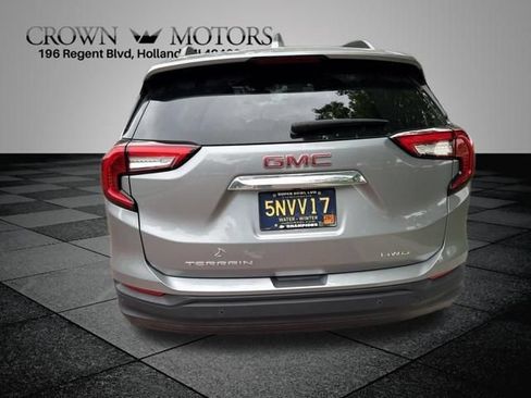 Used 2023 GMC Terrain SLE w/ Driver Convenience Package AWD/4WD image 6