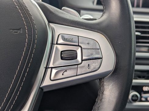 Used 2019 BMW 740i w/ M Sport Package RWD image 19