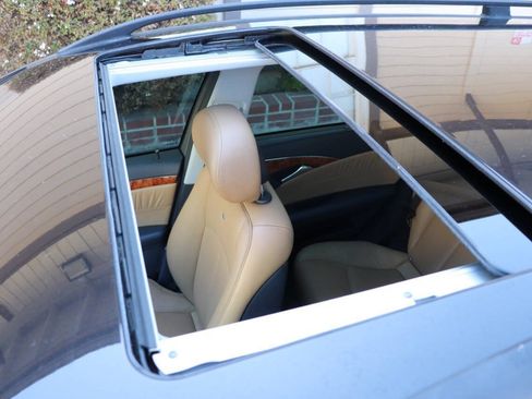 Used 2006 Mercedes-Benz E 500 4MATIC Wagon image 27