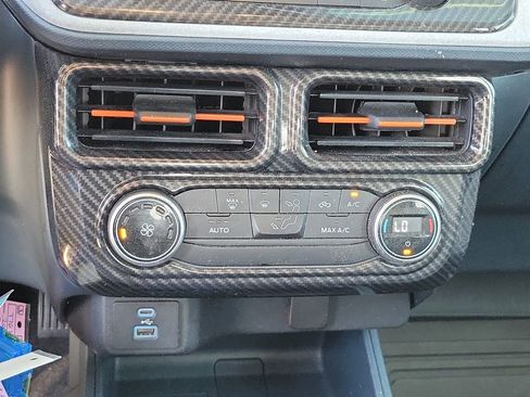 Used 2022 Ford Maverick XLT w/ Equipment Group 300A Standard image 27