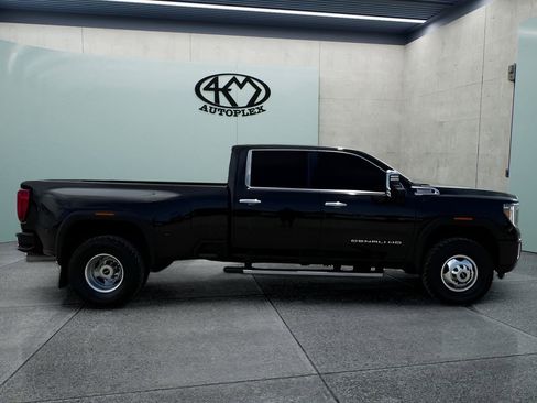 Used 2021 GMC Sierra 3500 Denali w/ Denali Ultimate Package AWD/4WD image 2