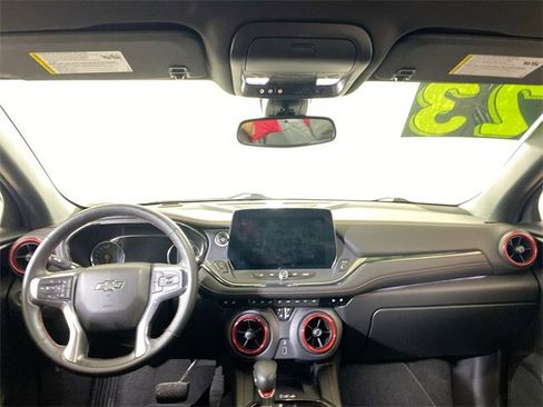 Used 2023 Chevrolet Blazer RS w/ Enhanced Convenience Package image 33