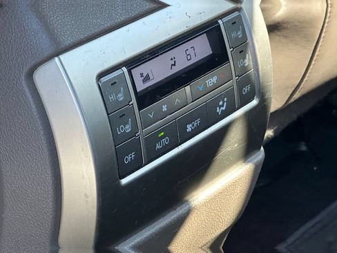 Used 2020 Lexus GX 460 Premium AWD/4WD image 25