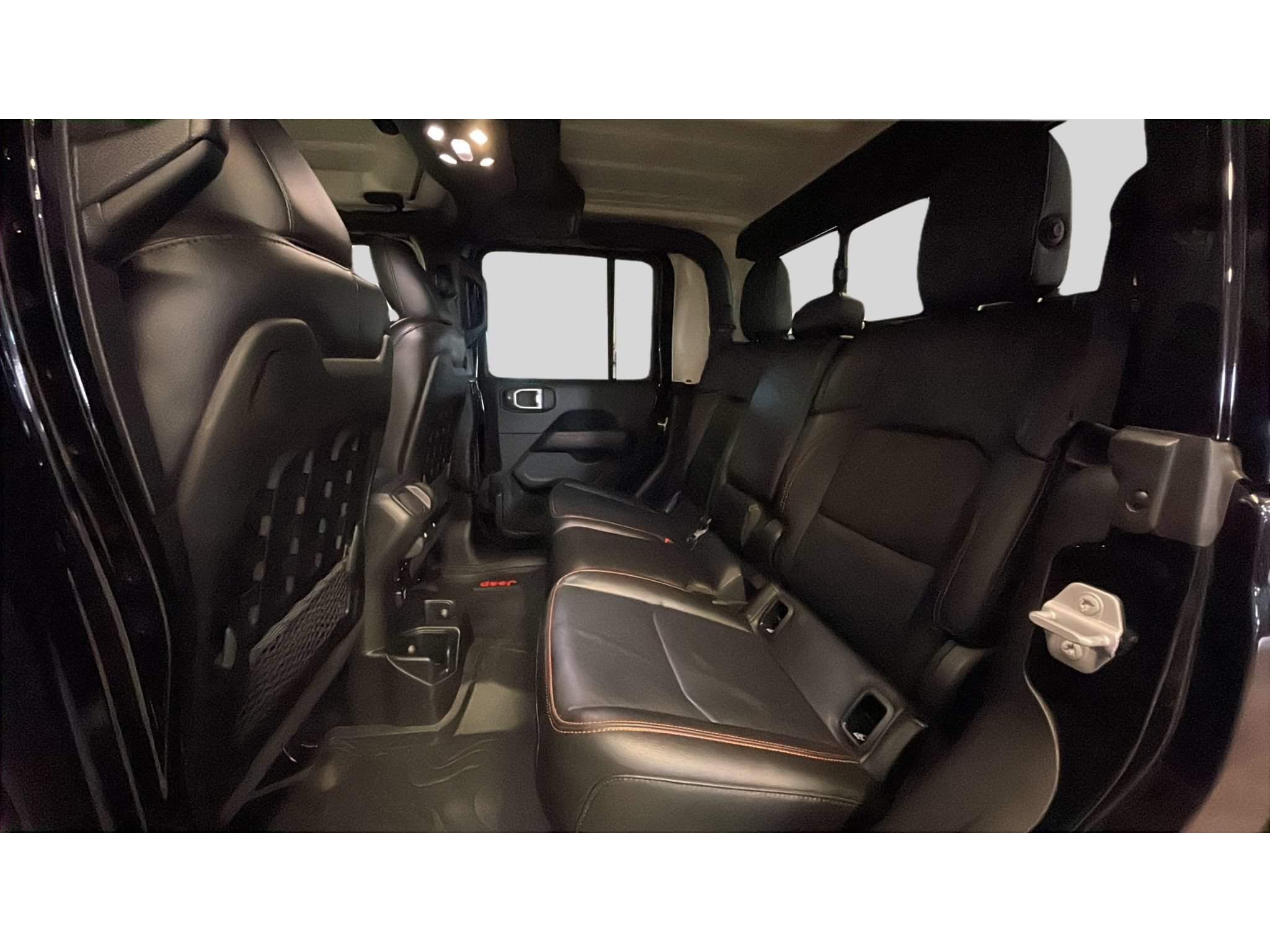 Used 2023 Jeep Gladiator Mojave w/ LED Lighting Group AWD/4WD image 15