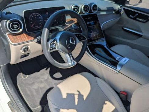Used 2025 Mercedes-Benz C 300 Sedan image 17